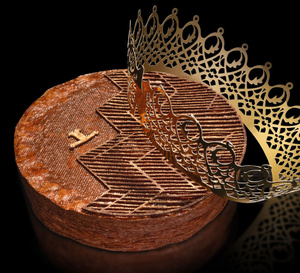 Jaeger-LeCoultre célèbre le temps à partager avec Curve of Time, la galette des rois de Nina Métayer