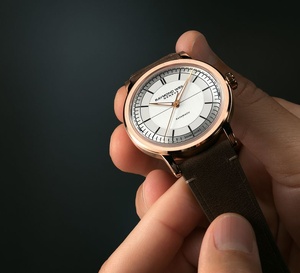 Raymond Weil s'implante durablement sur le marché français : le point avec Pierre-Olivier Liard