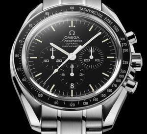 Omega dévoile une Speedmaster Moonwatch « Email » de 44 mm