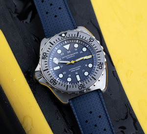 Jacques Bianchi JB300 Indigo Maris : cadran bleu pour Grande Bleue