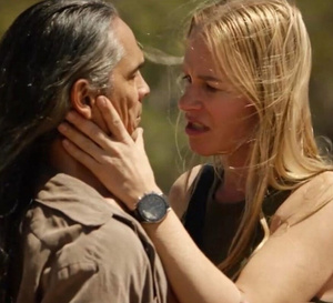 Dark winds : Franka Potente porte un chrono Speedmaster d'Omega