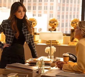 Running Point : Brenda Song porte une Tank Française de chez Cartier