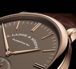 Lange Saxonia Automatique : cadran brun sur or rose ou gris