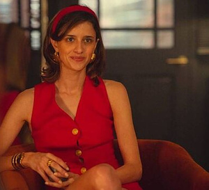 The Gentlemen saison 2 : Benedetta Porcaroli porte une Bulgari Serpenti Tubogas en or 