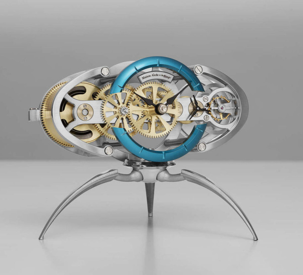 Maison Alcée x MB&amp;F Nostromo : une horloge en forme d'alien à construire soi-même