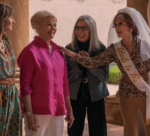 Book club, the next chapter : Candice Bergen porte une Pasha en or de chez Cartier