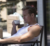 Big little lies : Alexander Skarsgård porte une Jaeger-LeCoultre Master Thin en or