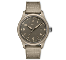 IWC  Montre d'Aviateur Automatic 41 Top Gun Mojave : tel un désert monochromatique