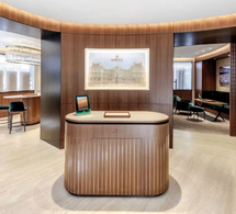 La famille Lassaussois ouvre une nouvelle boutique Rolex au numéro 8 de la rue de Sèvres