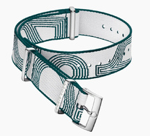 Les bracelets Nato d'Omega pour les JO de Paris restent en vente sur le site Internet de la marque