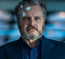 Disclosure Day : Colin Firth porte une Hamilton Jazzmaster Open Heart