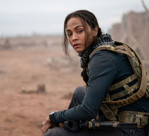 Opérations Spéciales : Zoe Saldana porte une Luminox Leatherback SEA Turtle