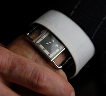 Montre étrier : quand l'horlogerie monte à cheval