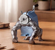 MB&amp;F et Caran d'Ache : un taille-crayon "gorille mécanique"