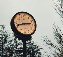 Pourquoi le changement d'heure a-t-il lieu au milieu de la nuit ?