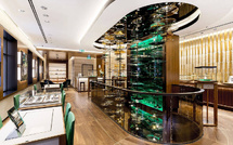 Rolex ouvre une nouvelle boutique au Raffles Hotel de Singapour avec The Hour Glass